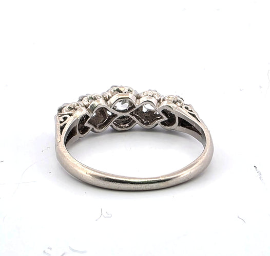 Bague 51 Bague Art Déco en platine avec diamants taille ancienne 58 Facettes