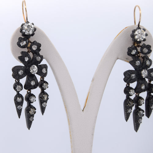 Boucles d'oreilles Boucles d’oreilles anciennes en or 12 kt et argent avec diamants 5,50 ct 58 Facettes