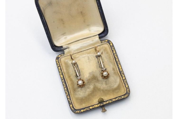 Двойка антични обеци с перли и диаманти. 