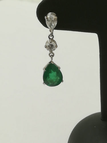 Boucles d'oreilles Boucles d'Oreilles or blanc, Emeraudes Diamants 58 Facettes