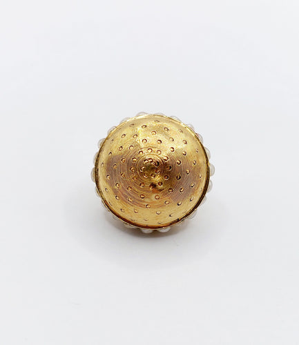 Pendentif Pendentif victorien or jaune sphère, perles et émail noir 58 Facettes A05589