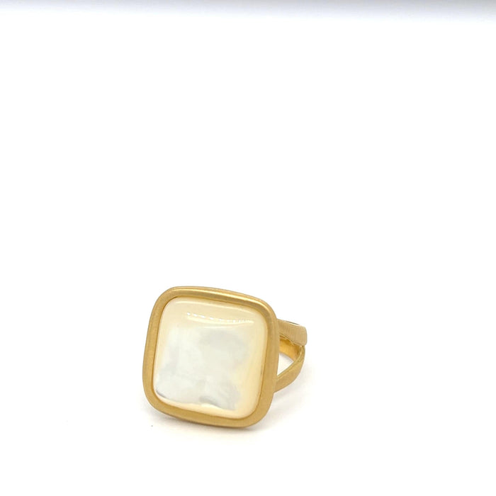 Bague Anneau carré or jaune nacre 58 Facettes