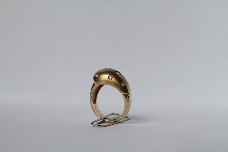 Bague 54 Bague Retro or jaune, diamants ronds et diamant trillion 58 Facettes