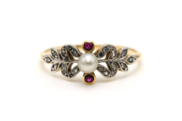 Bague 53 Bague Art Nouveau or jaune et argent, perle, rubis et diamants 58 Facettes 22783