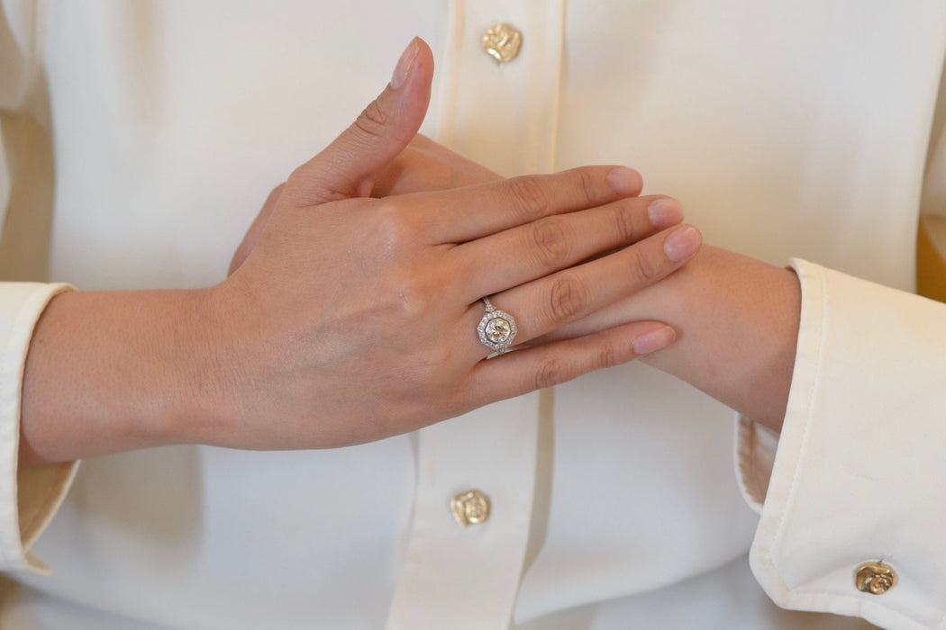 Estilo de anillo Art Deco octagonal platino diamantes