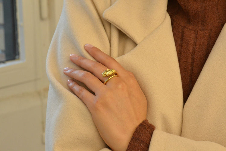 Bague 56 Bague vintage panthère en or 18k et émail 58 Facettes 27304