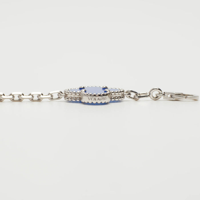 Bracelet VAN CLEEF & ARPELS -Bracelet Vintage Alhambra 5 motifs agate bleu en or blanc 58 Facettes vca-alh-wg-blu-agt-so