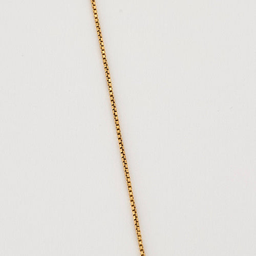 Колие от жълто злато с гранати