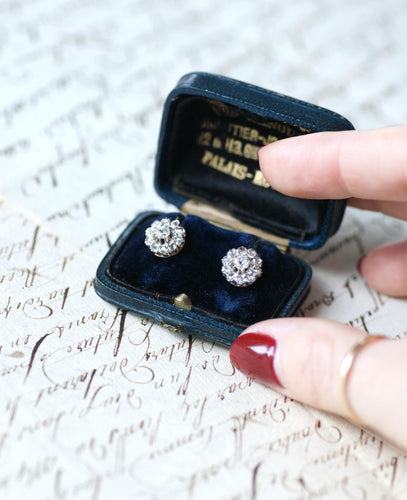 Boucles d'oreilles Boucles d'oreilles Marguerite or rose, diamants 58 Facettes