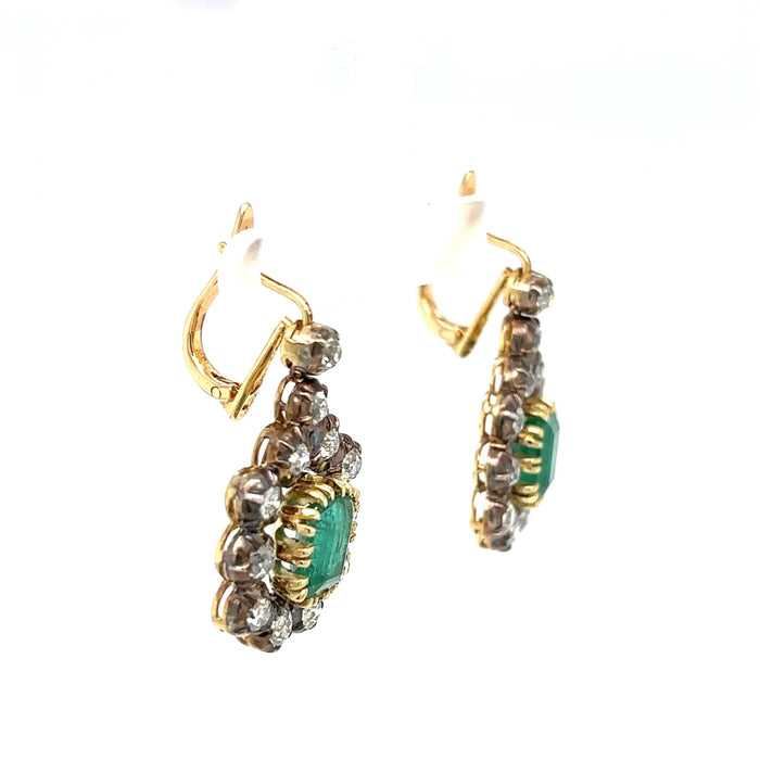Boucles d'oreilles Boucles d'oreilles pendantes en or et diamants émeraude de Colombie Art Déco 58 Facettes