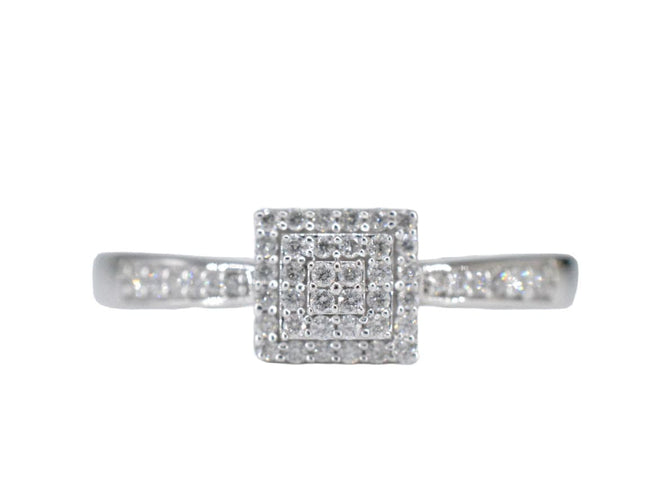 Bague 54 Bague entourage en or blanc avec diamants 58 Facettes 2007