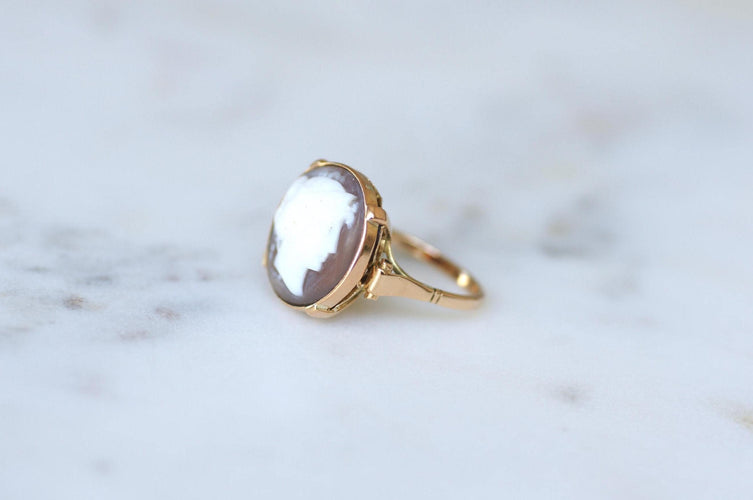 Bague 55 Bague Camée Coquille sur or rose 1940 58 Facettes