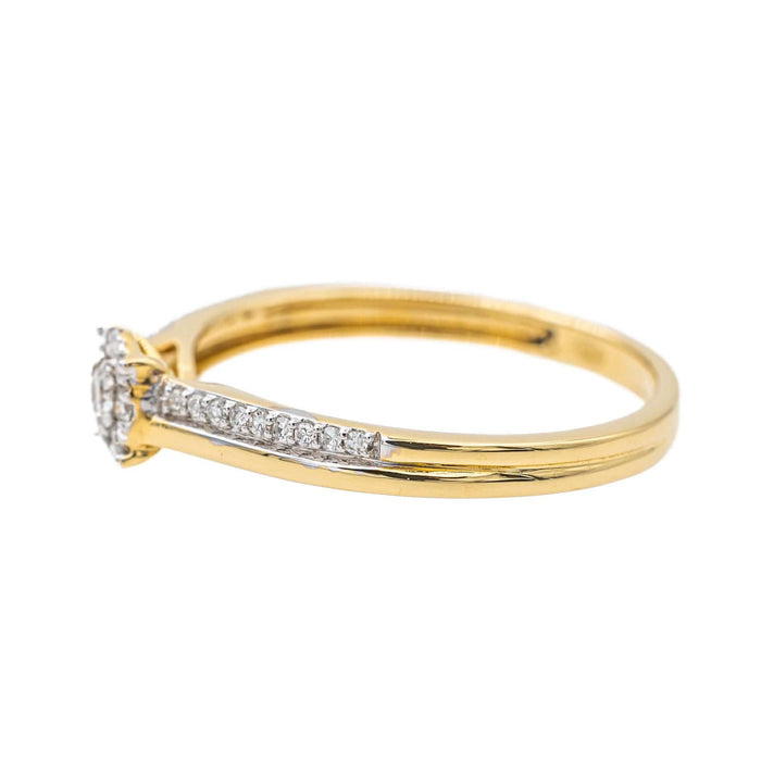 Yellow gold diamond ring