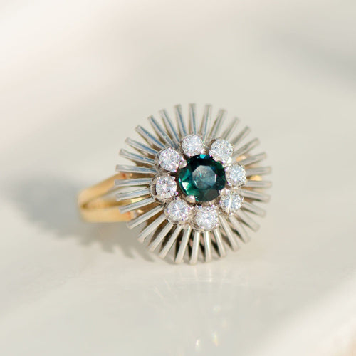 Bague 57 Bague vintage en or jaune et blanc avec saphir et diamants 58 Facettes