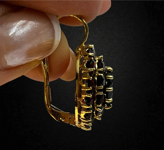 Boucles d'oreilles Boucles d'oreilles pendantes en grenat pyrope 58 Facettes