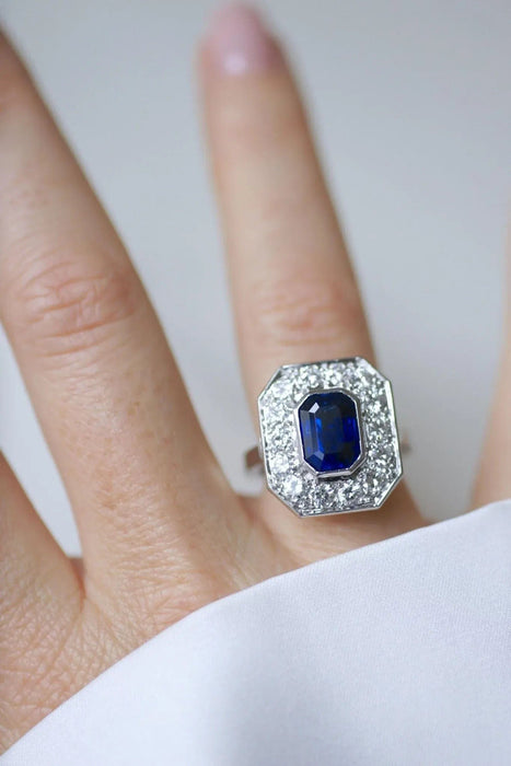 Hexagonal ring platinum sapphire diamonds