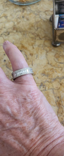 Bague 56 Alliance bague en or blanc sertie de diamants 58 Facettes