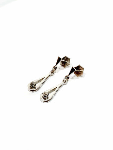 Par minđuša od belog zlata i dijamanata 