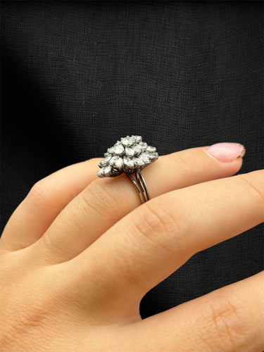 Bague Bague en diamant « Rosée de lumière » 58 Facettes