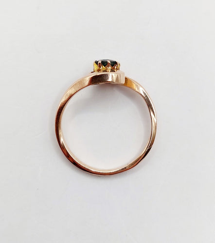 Bague 48 Bague tourbillon or jaune ornée d'un saphir (circa 1920) 58 Facettes A05082