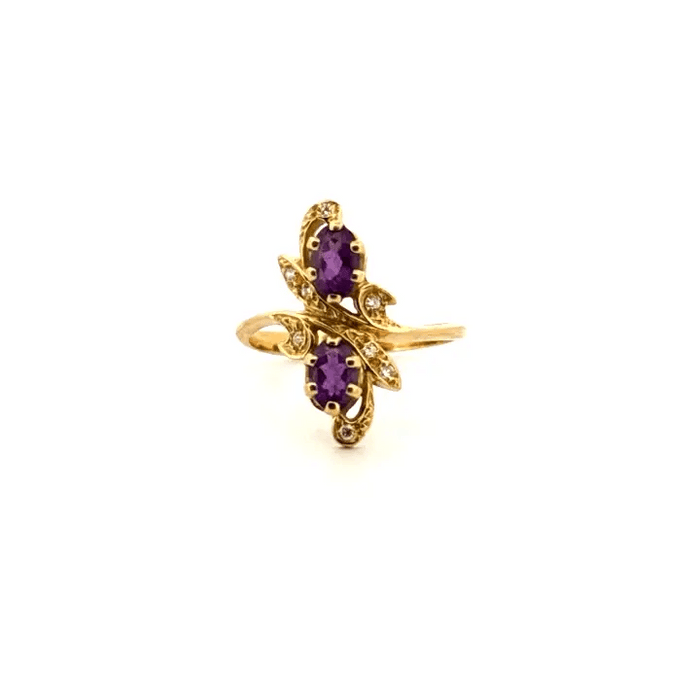 Toi et Moi yellow gold amethyst and diamond ring
