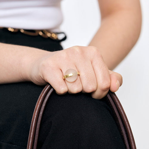 Bague 54 Bague moderniste or jaune et cristal de roche 58 Facettes NAR0303