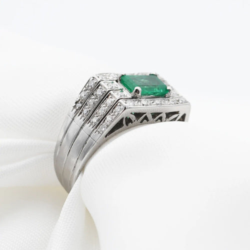 Bague Bague en or blanc avec émeraude et diamants 58 Facettes