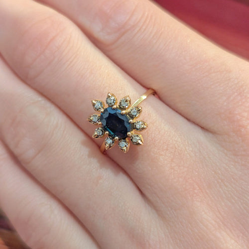 Bague Bague en or jaune  et saphir 58 Facettes 32828