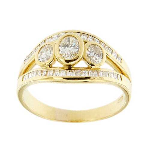 Bague Bague trilogie en or jaune sertie de diamants de 1,17 ct 58 Facettes 33607