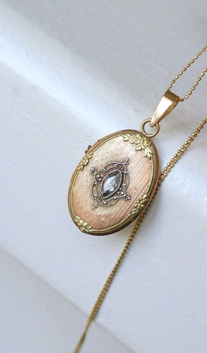 Pendentif Médaillon ouvrant navette diamant taille rose 58 Facettes