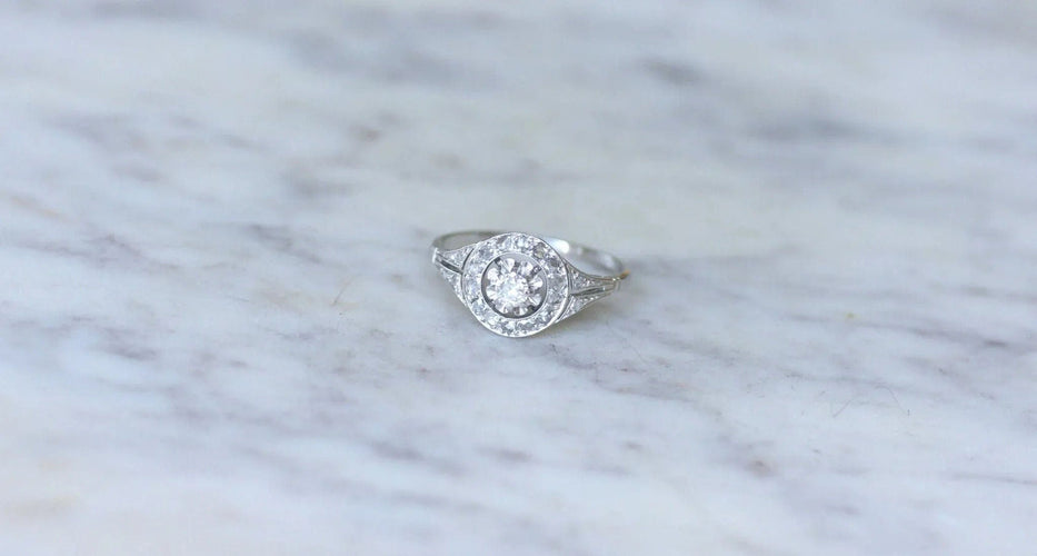 Bague Bague art déco or blanc, platine et diamants 58 Facettes