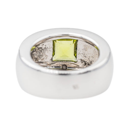 Bague 49 Chaumet Bague Jonc Bella Or blanc Péridot 58 Facettes 3260873CN