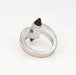 Bague 53 Bague Menotte Onyx de Cartier en or blanc 18 carats 58 Facettes G13580