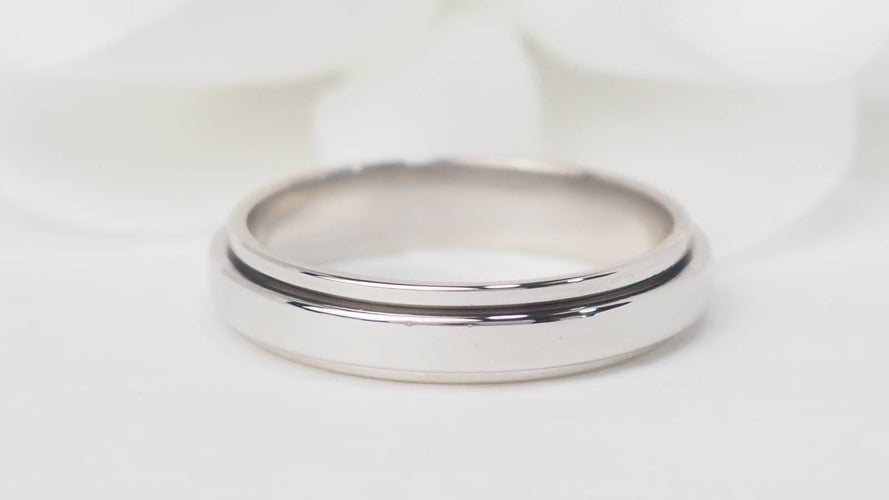 Bague 62 Alliance Piaget Possession en or blanc 58 Facettes 32996