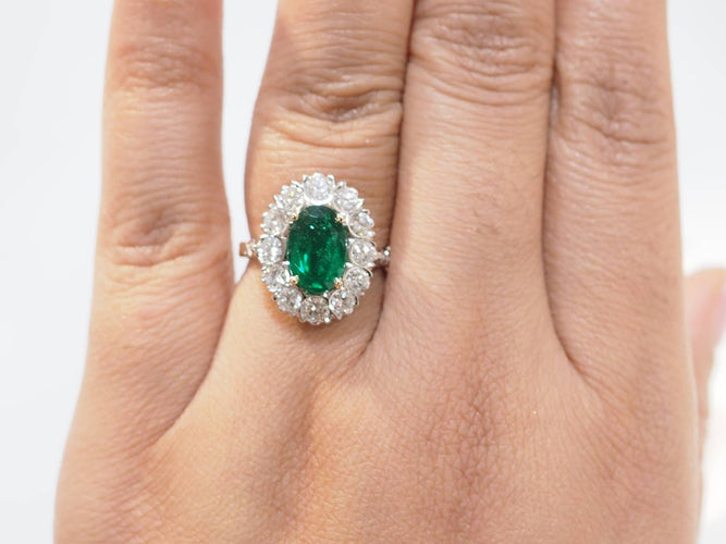 Bague 53 Bague entourage en or bicolore, émeraude et diamants 58 Facettes 33483