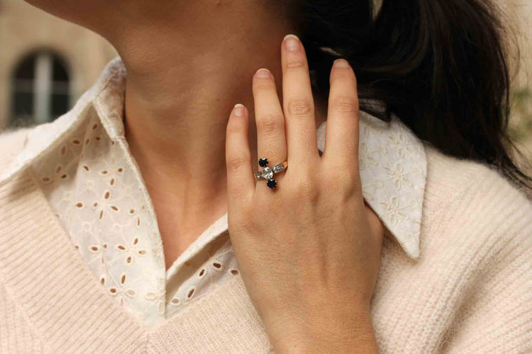 Bague 53 Bague 1900 Or jaune Platine Diamant Saphirs 58 Facettes 23604