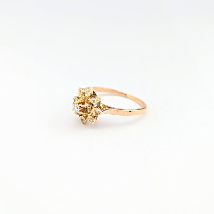 Yellow gold floral ring with diamonds