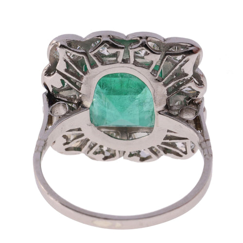 Bague 52 Grâce géométrique : une bague Art déco vintage avec émeraude et diamants 58 Facettes 24110-0131