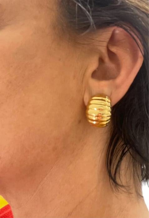 Boucles d'oreilles FRED - Boucles d'oreille demi-créole en or jaune 58 Facettes