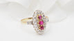 Bague 55 Bague ovale en or jaune, rubis et diamants 58 Facettes 32780