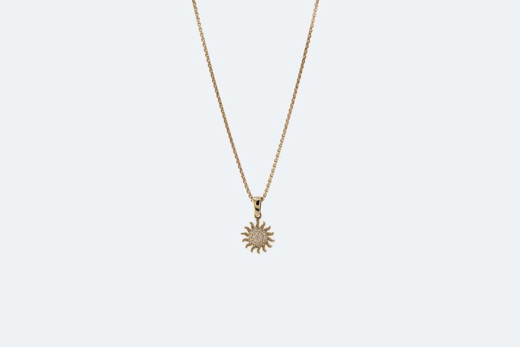 Collier Oro Giallo Collier en or jaune avec pendentif Soleil 58 Facettes COL214