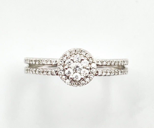 Bague 51.5 Bague Diamants Chaton Rond 58 Facettes