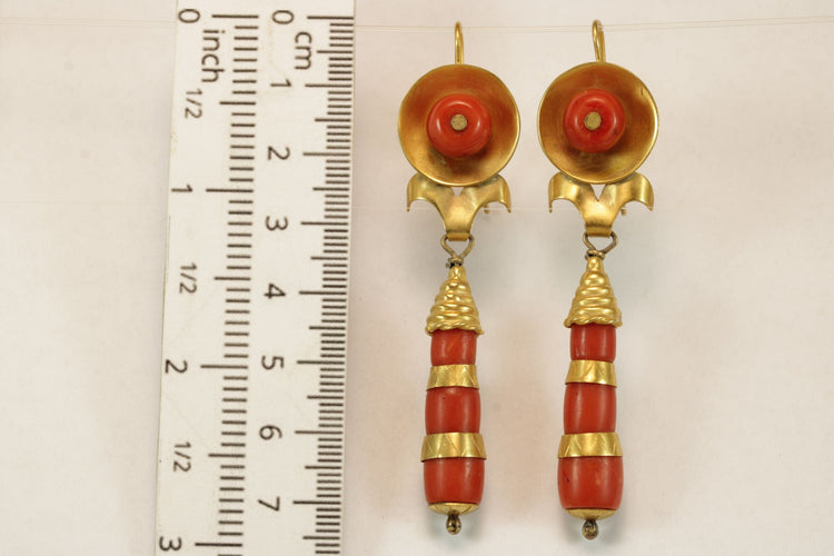 Boucles d'oreilles Boucles d'oreilles antiques en or corail 58 Facettes 7672