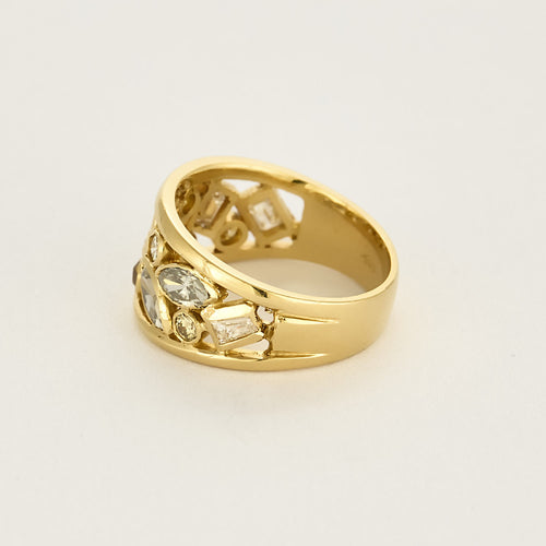 Anello in oro giallo e diamanti 