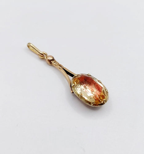 Pendentif Pendentif victorien or jaune, citrine sur paillon rouge (circa 1820) 58 Facettes A06126