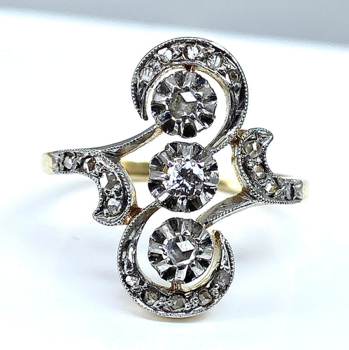 Bague 51 Bague en or 18 carats et diamants, vers 1900 58 Facettes AB178