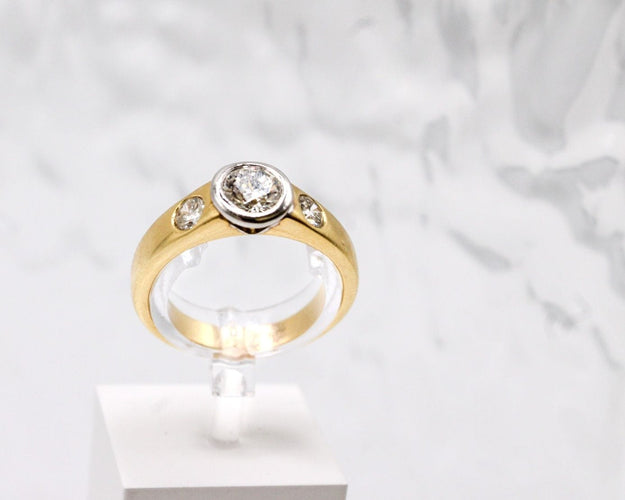 Bague Bague jonc or jaune, or blanc et diamants 58 Facettes 250095