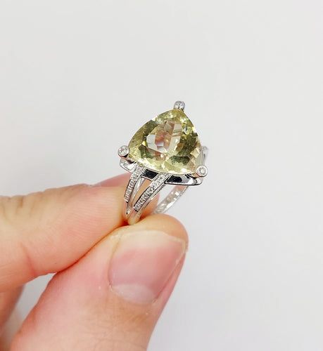 Bague 50 MAUBOUSSIN - Bague "Mes couleurs à toi" or blanc, citrine troïdia et diamants 58 Facettes A06276