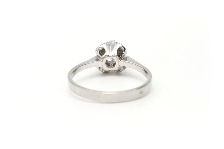 Bague 48 Bague en or blanc sertie d'un diamant 58 Facettes B571