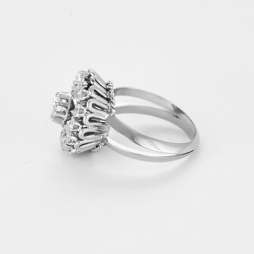 Bague 53 Bague en or blanc et diamants 58 Facettes B250436